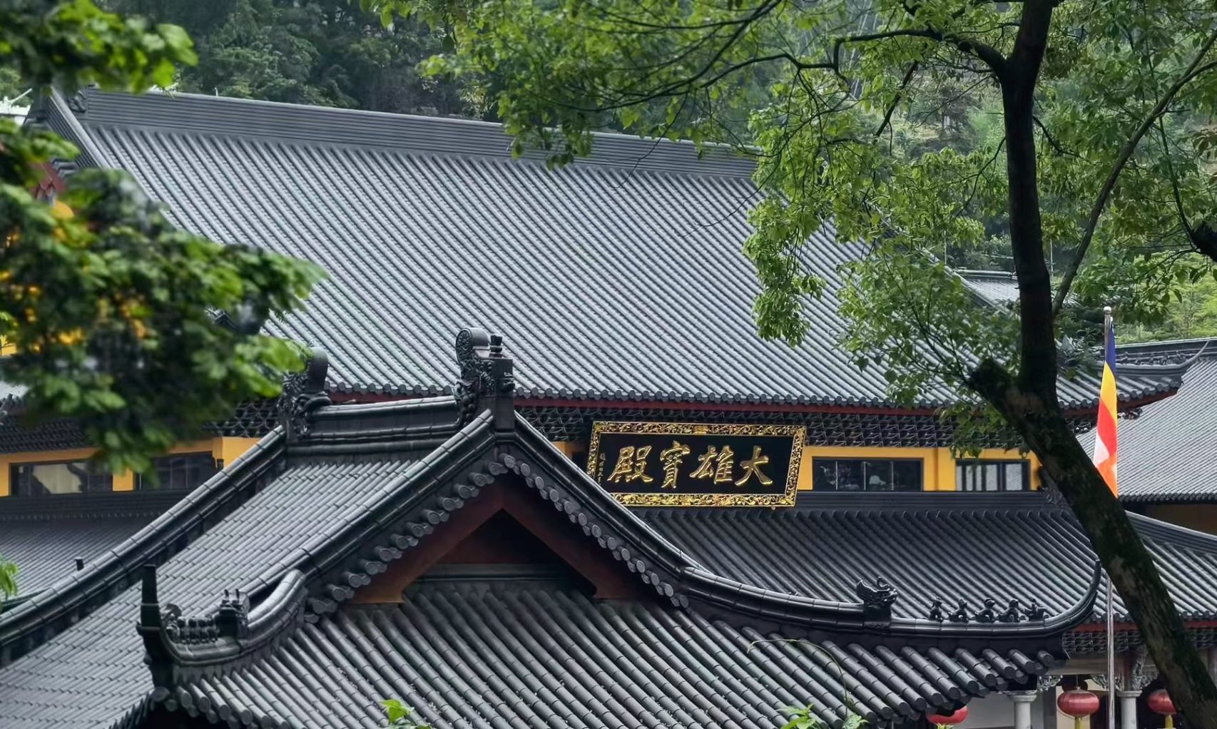 祠堂盖什么瓦最吉利？4种主流配色，一瓦护三代。