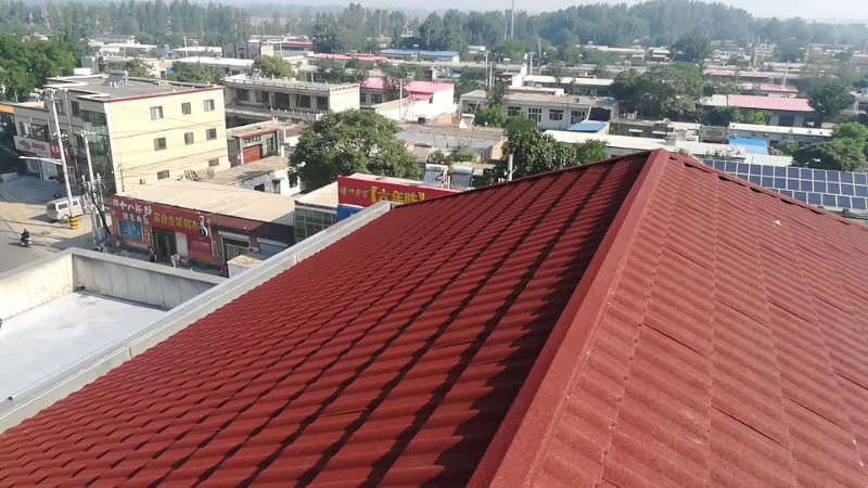红色米兰金属瓦.jpg