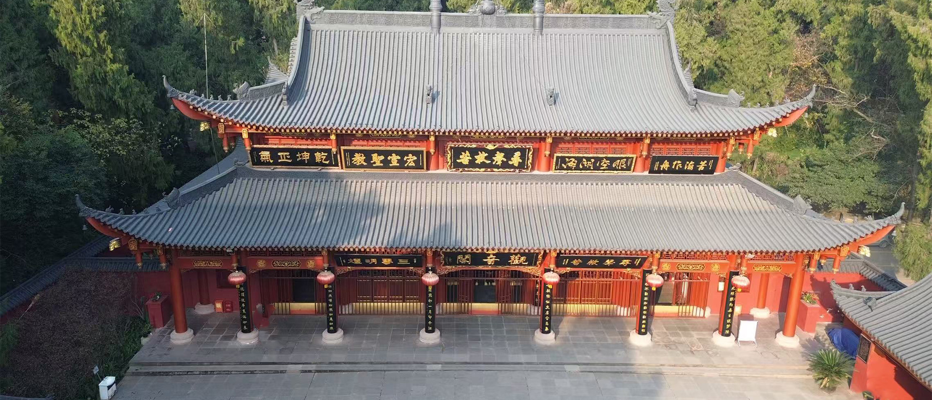 寺庙屋面瓦应用案例.jpg